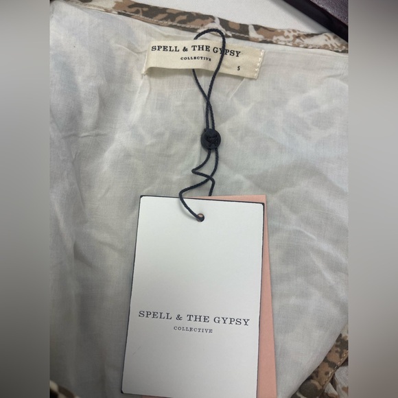 SPELL AND THE GYPSY COLLECTIVE LEOPARD PRINT ADA GOWN NWT SIZE SMALL - Picture 11 of 12